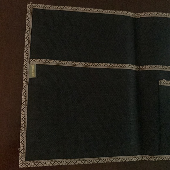 Jute Cottage 3-Fold portfolio - Picture 2 of 6